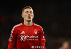 諾丁漢森林安德森進(jìn)攻三區(qū)傳球領(lǐng)跑英超，曼聯(lián)紐卡有意標(biāo)價(jià)超1億鎊