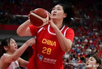 單場28分34籃板，女版姚明橫空出世比肩張子宇，父親曾是八一名宿