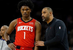 火箭有驚無險！三巨頭合砍74+22，卡佩拉8板2帽立功