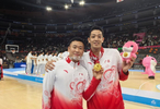 賀希寧全運奪金后贈母，軍人家庭鑄就籃球路